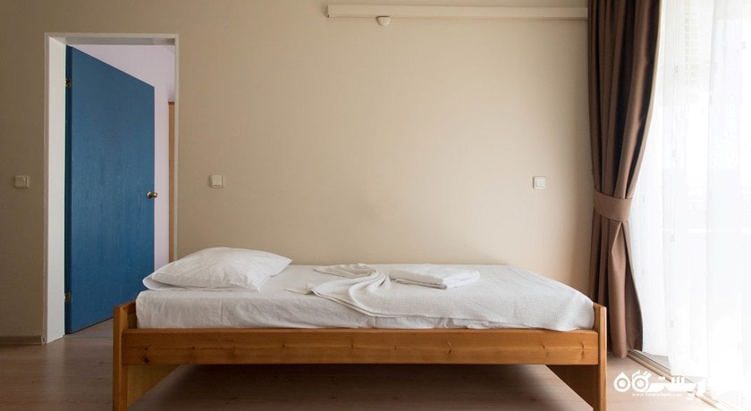 تخت تکی آپارتمان تک خوابه	